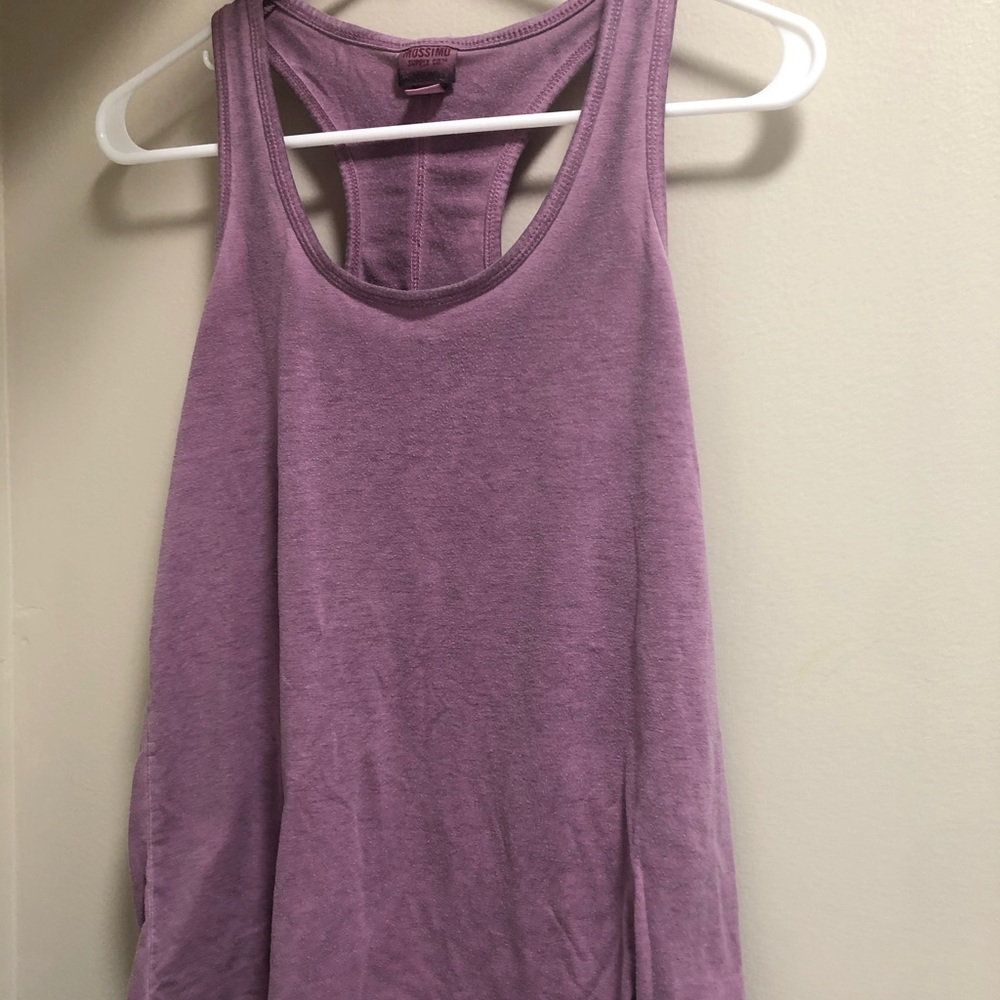 light maroon tank top